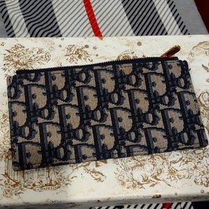 Dior Wallet no longer available